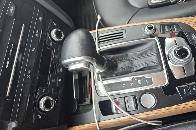 Used Audi A4L 2016 35 TFSI Collection Edition S line Luxury Model Gear Lever