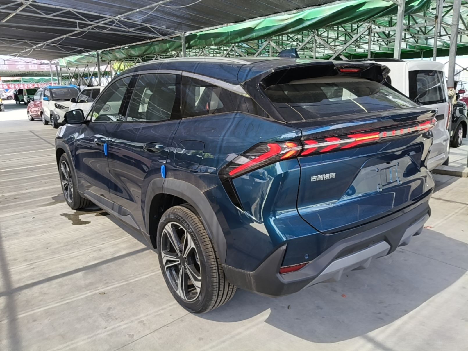 Geely Galaxy L7 2025 EM-i 115km Exploration Edition — снимка 4