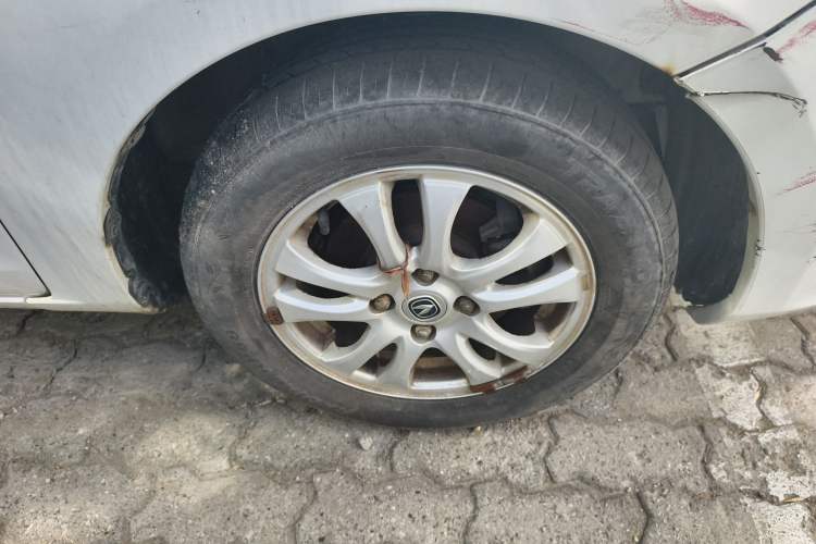 Used CHANGAN Alsvin V3 2012 1.3L Manual Comfort Version China IV Standard
