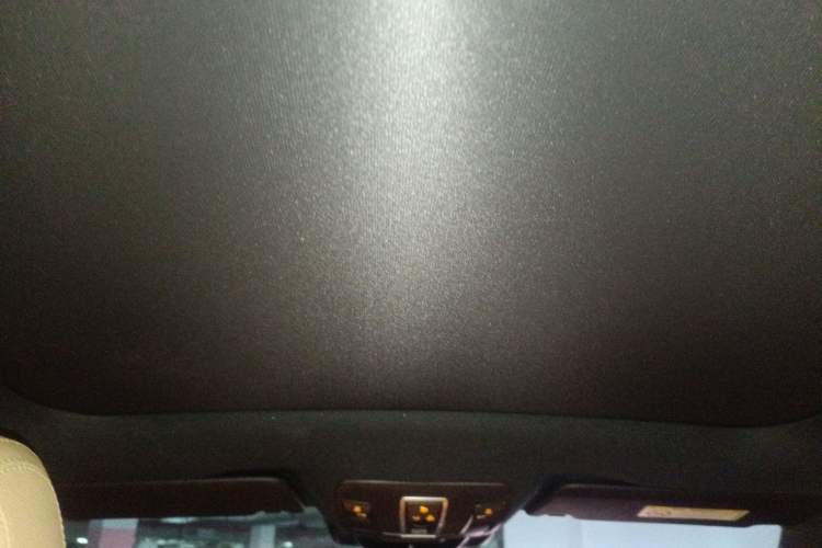 Used Mercedes-Benz GLE Coupe 2017 GLE 400 4MATIC Coupe SUV Headliner