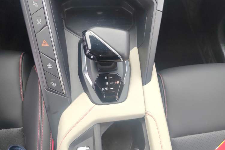 Used Lynk & Co 06 2020 1.5T YAO Halo