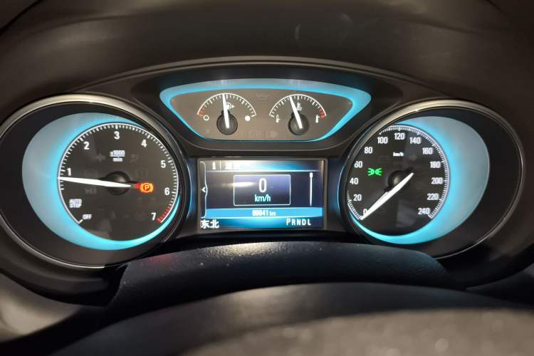 Used Buick Envision 2017 20T Two-Wheel Drive Luxury Model
