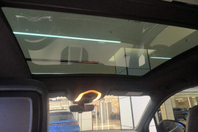 Used Porsche Macan 2018 Macan 2.0T Headliner