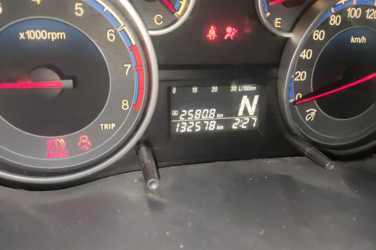 Used Suzuki SX4 2011 Hatchback 1.6L Automatic Sport Model Odometer Close Up