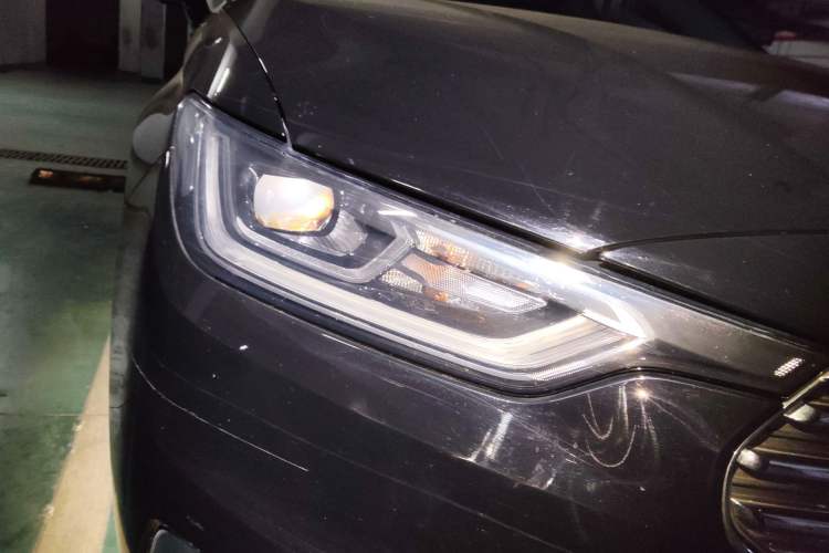 Used Ford Taurus 2019 EcoBoost 245 Comfort Edition Right Front Headlight