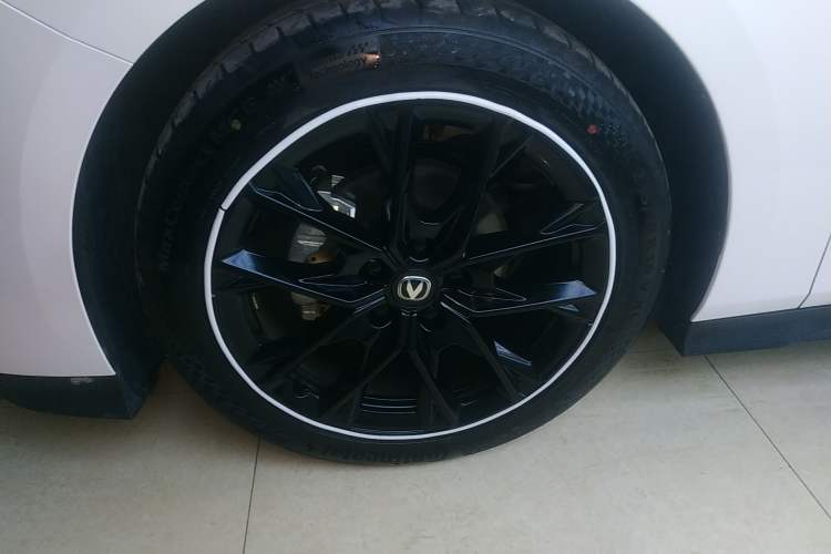 Used CHANGAN UNI-V 2024 1.5T Prestige Edition
