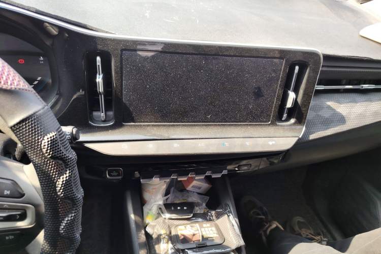 Used Baojun RM-5 2019 1.5L Manual Elite Edition with 24-hour Online Service 5 Seats