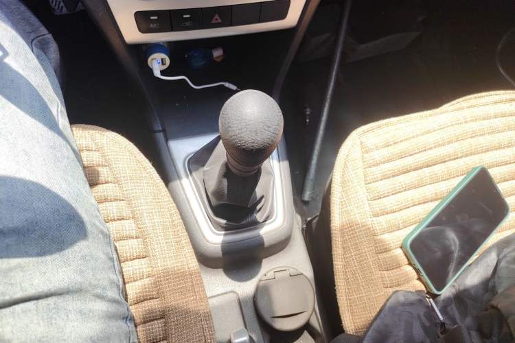 Used CHANGAN KAICHENG Ounuo S 2012 1.3L Base Version Gear Lever