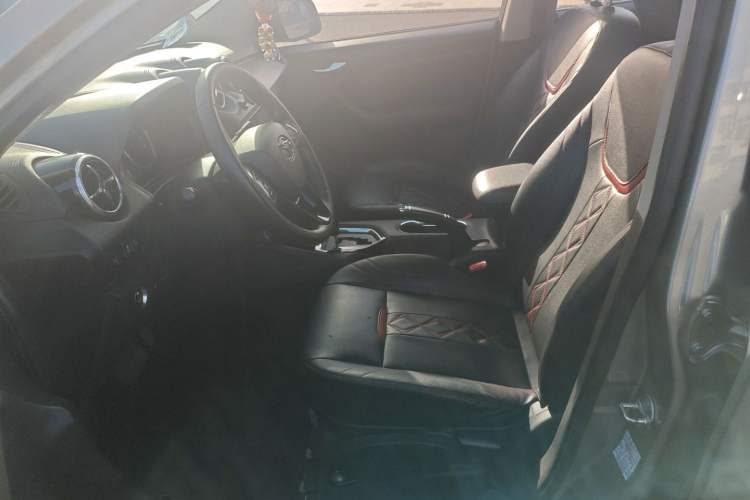 Used Soueast DX3 2018 1.5T CVT Luxury Model
