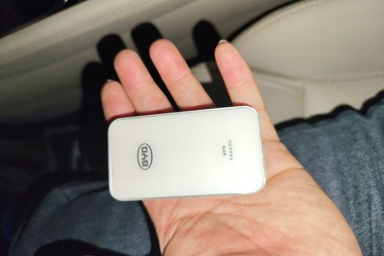 Used BYD Song MAX New Energy 2019 DM 1.5T Smart Connect Zhiyao Model 6 Seats China VI Standard