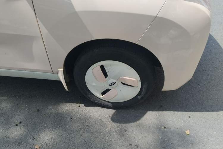 Used Chery QQ Ice Cream 2022 170km Sundae Ternary Lithium
