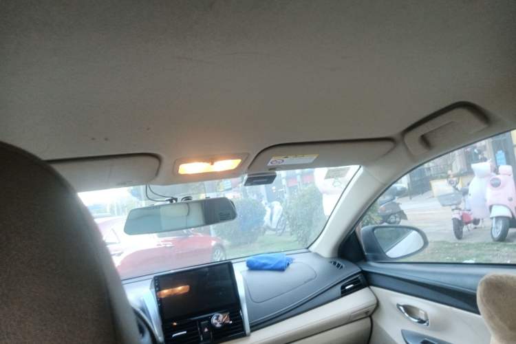 Used Toyota YARiS L Zhi Xuan 2015 1.5E Automatic Charm Edition