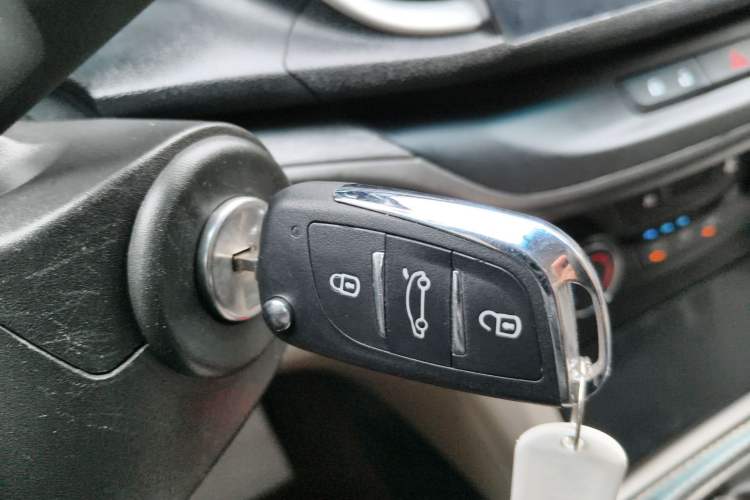 Used Buick GT 2016 15N Automatic Elite Edition Vehicle Key