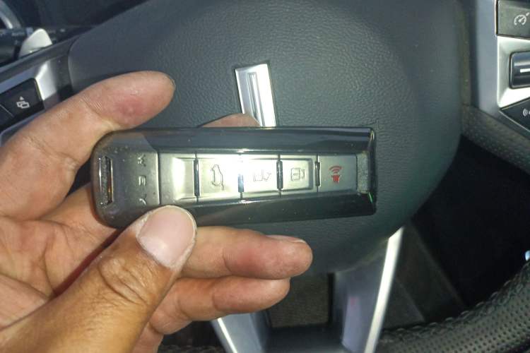 Used Wey VV5 2021 1.5T Two-Wheel Drive Smart Pioneer