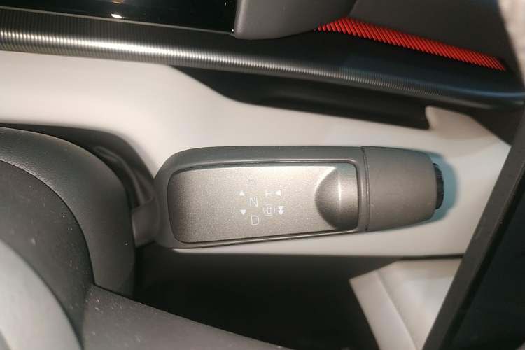 Used XPeng P7 2025 Model—750 All-Wheel-Drive High-Performance Ultra
