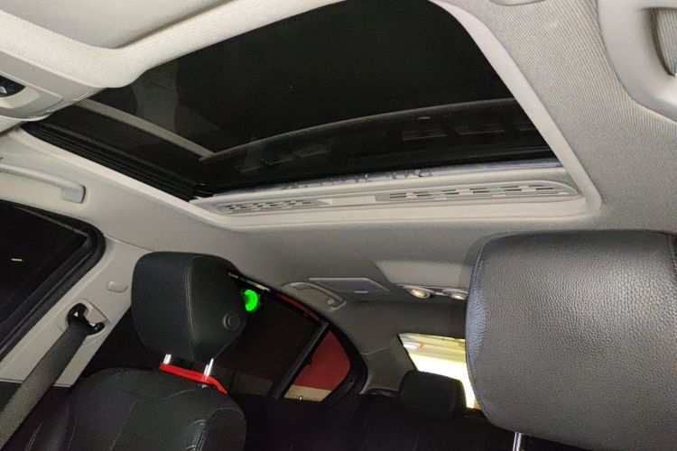 Used BMW 3 Series 2013 Facelifted 320Li Luxury Design Package
