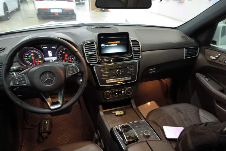 Used Mercedes-Benz GLE 2017 GLE 320 4MATIC Dynamic Model