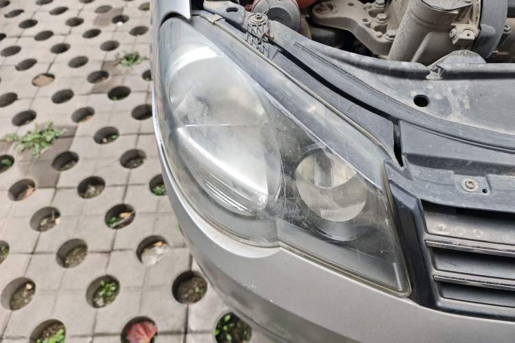 Used Volkswagen Polo 2011 Jingqu 1.4L Manual Sile Edition
