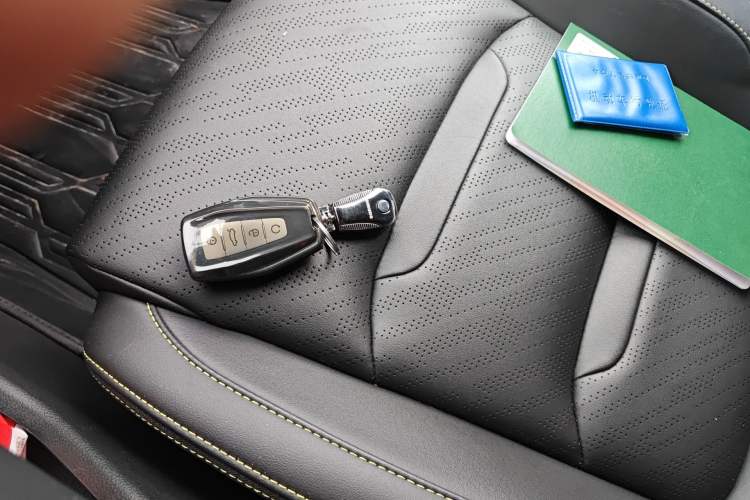 Used Geely Auto Preface 2023 1.5TD Kunlun Edition Vehicle Key