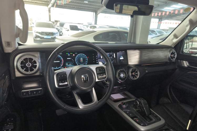 Used Tank 300 2021 Off-Road Edition 2.0T Conqueror Center Console