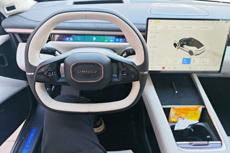 Used Lynk & Co 10 EM-P 2025 Model 240 Four-Wheel Drive Ultra Instrument Cluster