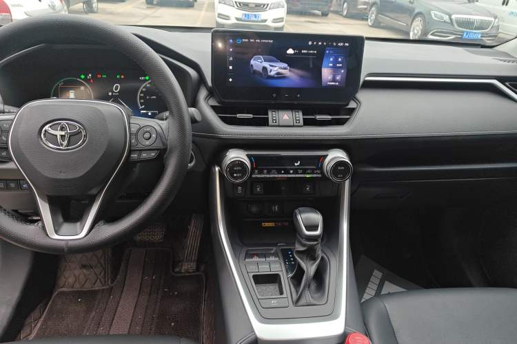 Used Toyota RAV4 2023 Dual-Engine 2.5L E-CVT Two-Wheel Drive Elite Plus Edition
