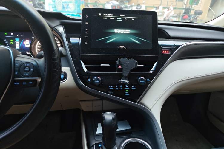 Used Toyota Camry 2021 2.0G Luxury Edition