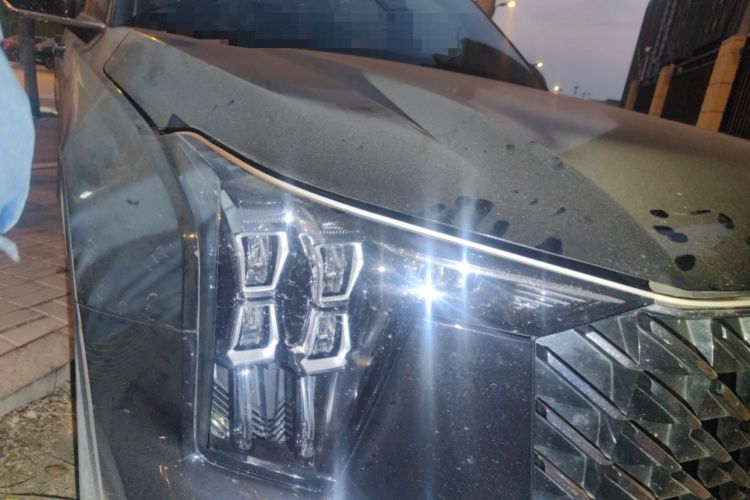 Used GAC Trumpchi GS8 2022 Flagship Series 2.0 TGDI Four-Wheel Drive Luxury Smart Connectivity Version (7 Seats) Right Front Headlight