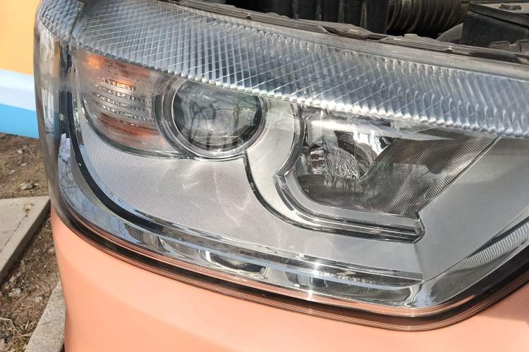 Used JAC Refine M4 2019 Business & Travel Series 2.0L Manual Comfort Model China V Standard
