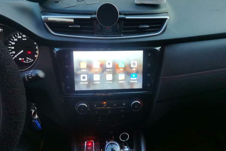 Used Nissan Qashqai 2021 2.0L CVT Smart Enjoyment Version Audio And AC Panel