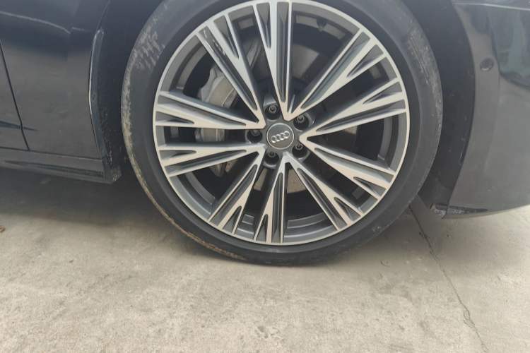 Used Audi A6L 2019 55 TFSI quattro Prestige Dynamic Edition Right Front Wheel Hub