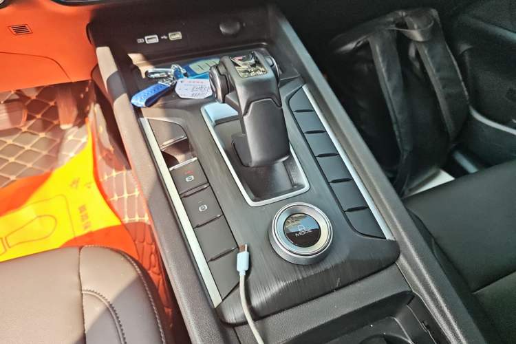 Used Great Wall Poer 2023 2.0T Commercial Version Automatic Diesel 4x4 Elite Long-Box GW4D20M