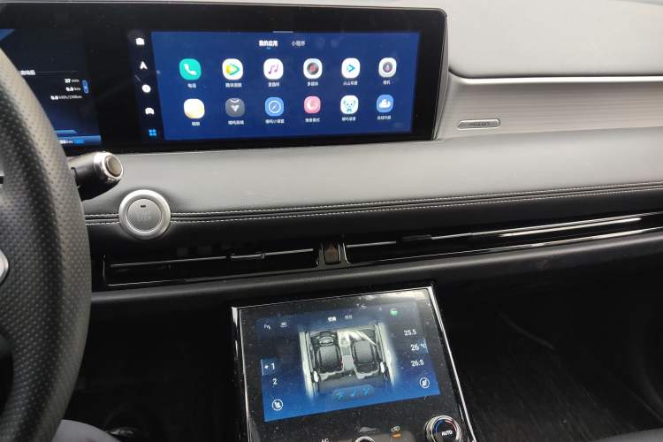 Used NETA U 2022 Changan CS55 Pro Tri-Cell Lithium Audio And AC Panel