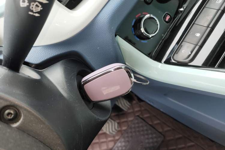 Used Dongfeng NAMMI BOX 2022 Light Wind Edition 201KM Advanced Model