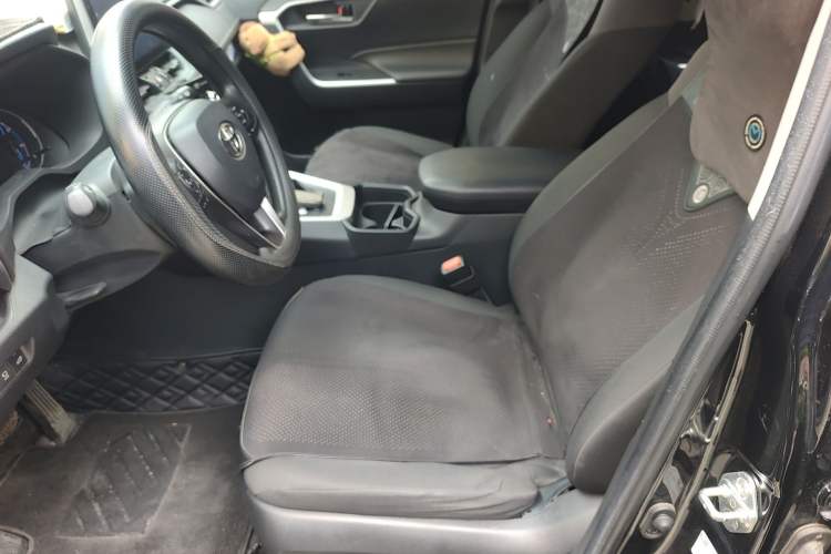 Used Toyota RAV4 2022 Dual-Engine 2.5L E-CVT Two-Wheel Drive Elite Edition Left Front Seat