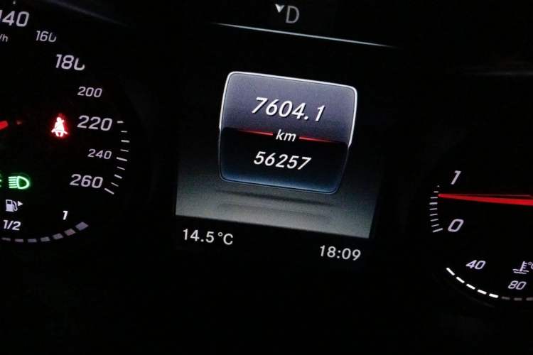 Used Mercedes-Benz GLC 2019 Facelift GLC 260 L 4MATIC Luxury Model