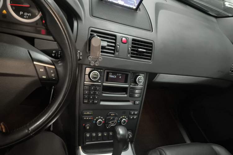 Used Volvo XC Classic 2014 T5 Luxury Edition
