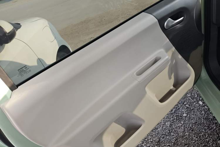 Used Changan Lumin 2023 205km Xiangqin Version