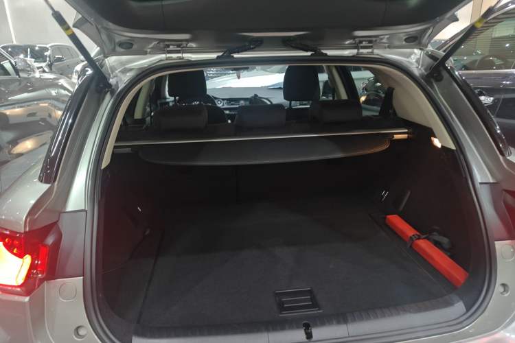 Used Lexus CT 2017 CT200h Elite Edition Monotone China VI
