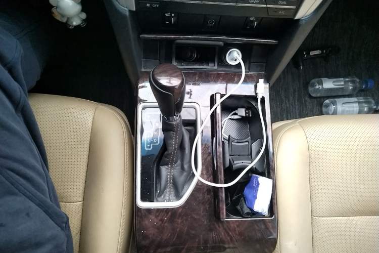 Used Toyota Camry 2016 2.0G 10th Anniversary Leading Edition