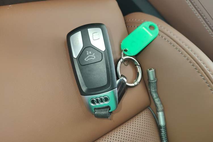 Used Audi Q5L 2025 quattro 45th Anniversary Edition 45 TFSI Luxury Dynamic Model