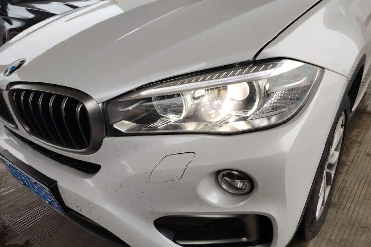 Used BMW X6 2018 xDrive28i
