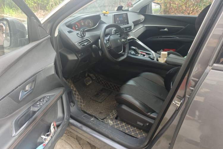 Used Peugeot 4008 2017 350THP Elite Edition Driver Seat