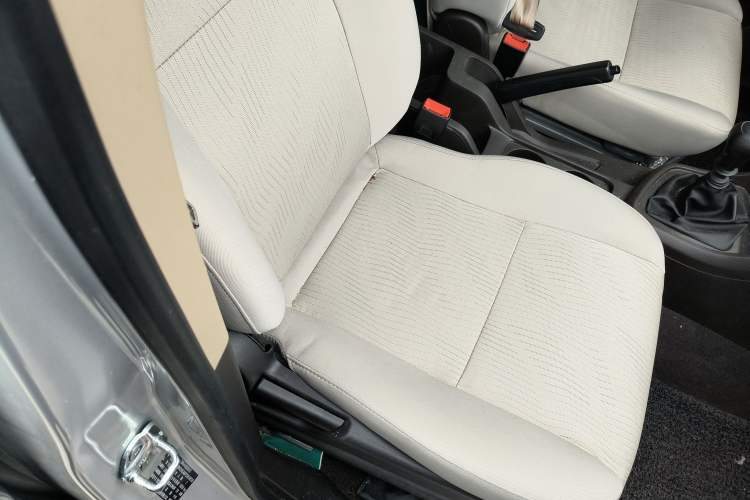 Used Wuling Hongguang V 2022 1.5L Enjoy Edition Hydraulic Power Steering LAR
