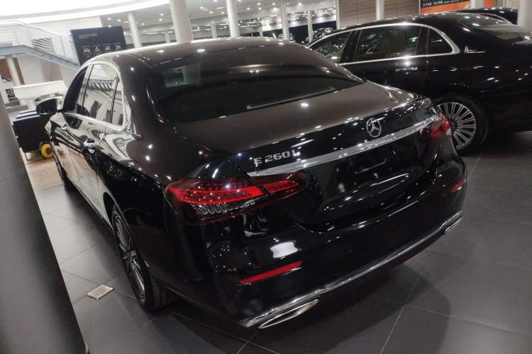 Used Mercedes-Benz E-Class 2021 Facelift E 260 L