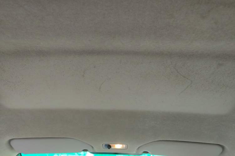 Used BYD F0 2010 Shangkui Patriotic Edition 1.0L XuanKu Model Headliner