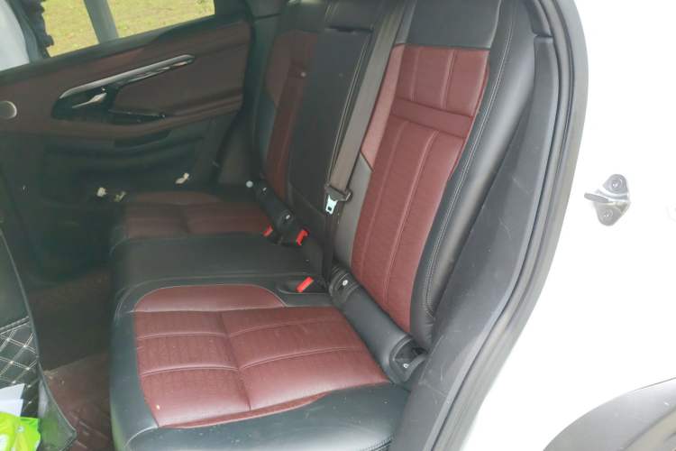 Used Land Rover Range Evoque 2021 Range Rover Velar 249 PS R-Dynamic HSE Luxury Edition