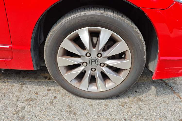 Used Honda Civic 2009 1.8L automatic luxury edition Right Front Wheel Hub