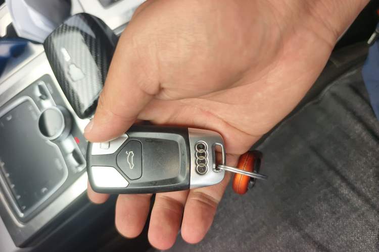 Used Audi Q7 2018 40 TFSI Comfort Model
