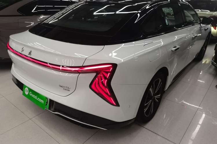 Used Hongqi EH7 2024 820 Pro Rear Right 45 Deg